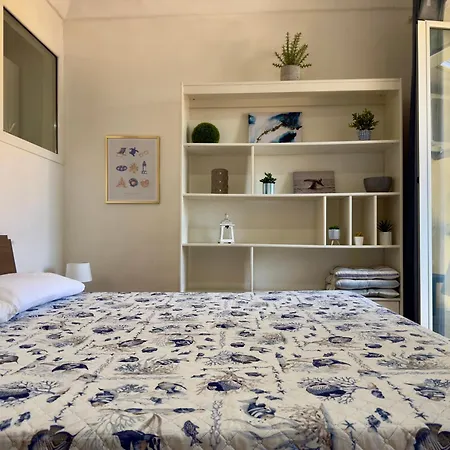 Porto Di Mare * Imperia