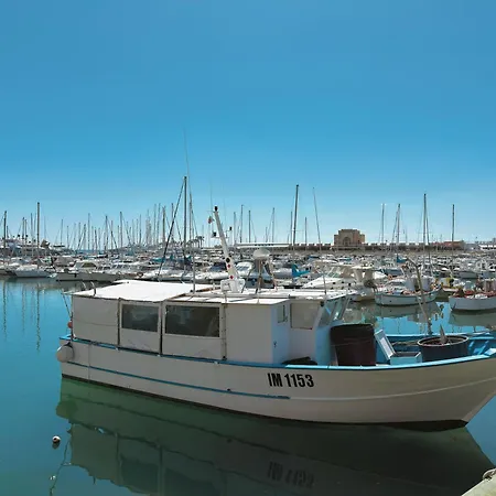 Porto Di Mare Apartment *